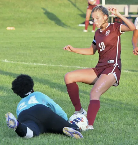 Girls soccer: Tigers best Indians, 2-1, in rematch